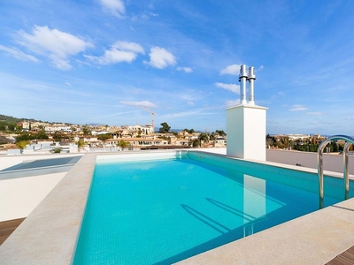 Ático en venta en Son Vida de 4 habitaciones con terraza y piscina