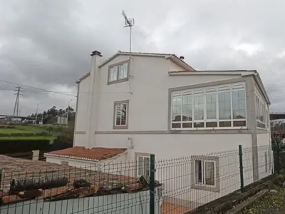 Casa en venta en Rúa da Chaparra en Castiñeiriño por 275,000 €