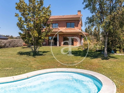 Chalet en venta en Bellaterra, Cerdanyola del Vallès, Barcelona