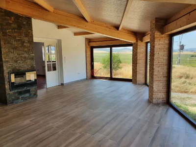 Chalet en venta en Cuenca en San Fernando-Carretera de Valencia por 128,000 €