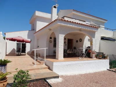 Chalet en venta en Dehesa de Campoamor, Orihuela, Alicante