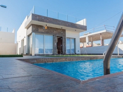 Chalet en venta en Los Almendros (Orihuela Costa), Orihuela, Alicante