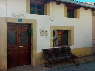 Chalet en venta en Pinares en Cabrejas del Pinar por 65,000 €