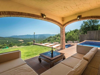 Chalet en venta en Santa Cristina d'Aro, Girona