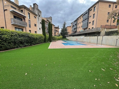 Venta de piso en Sant Cebrià de Vallalta de 3 habitaciones con terraza y piscina