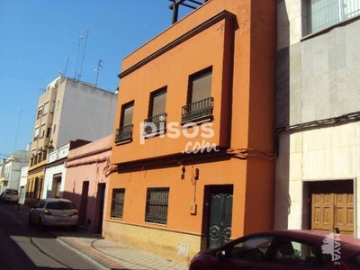 Casa adosada en venta en Alcalá de Guadaíra en Centro por 146.000 €