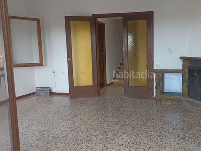 Alquiler casa con 4 habitaciones con piscina y vistas a la montaña en Cànoves i Samalús