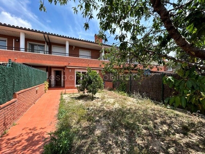 Alquiler Casa unifamiliar Sant Quirze del Vallès. Buen estado 180 m²