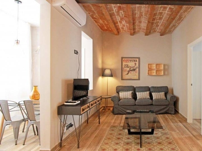 Piso de dos habitaciones Carrer d'Eusebi Planas, Sants, Barcelona