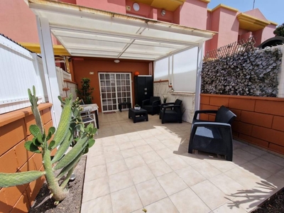 Alquiler Piso San Bartolomé de Tirajana. Piso de una habitación en Bonsai. Cuarta planta con terraza