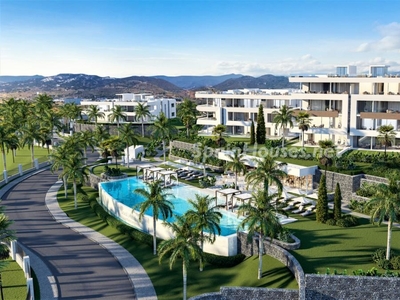 Apartamento bajo en venta en Marbella