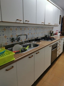 Apartamento en avenida sorolla se vende piso de 3 habitaciones con terraza y 2 baños centro (málaga) en Torremolinos