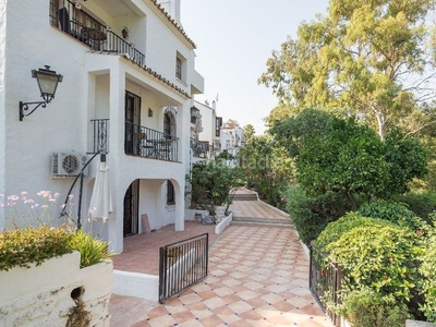 Apartamento maravilloso piso de 1 dormitorio con mucho encanto en la pacheca, benahavis en Benahavís