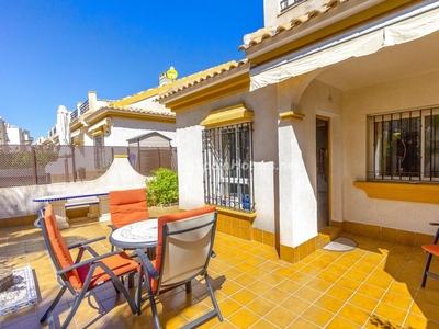 Casa adosada en venta en Aguamarina, Orihuela