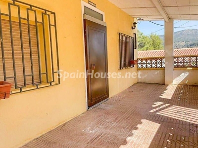 Casa en venta en Olesa de Montserrat