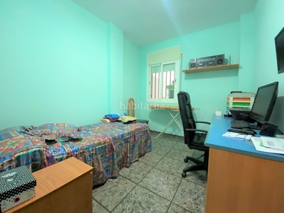Piso amplio inmueble de 3 dormitorios dobles en can carbo, en Lloret de Mar