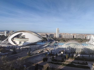 Piso en avenida profesor lópez piñero piso con 3 habitaciones con ascensor, calefacción y aire acondicionado en Valencia