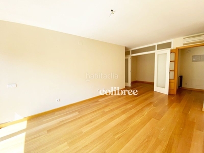 Piso en venta , con 112 m2, 2 habitaciones y 2 baños, piscina, 2 plazas de garaje, trastero, ascensor, aire acondicionado y calefacción individual (gas). en Madrid