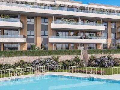 Piso venta de piso con cuatro dormitorios , málaga, costa del sol en Torremolinos