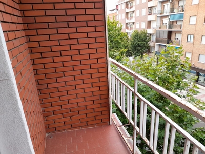 Venta de piso con terraza en Puertollano