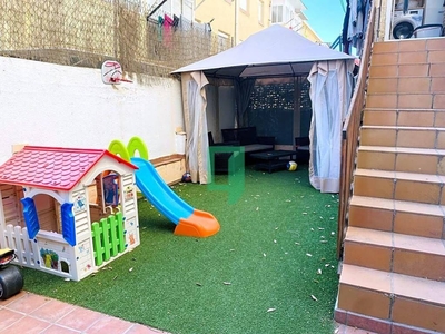 Venta Piso Badalona. Piso de dos habitaciones en Carrer de Vilanova i la Geltrú. Muy buen estado primera planta