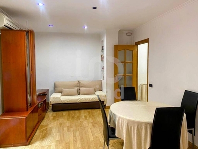 Venta Piso Badalona. Piso de tres habitaciones Buen estado