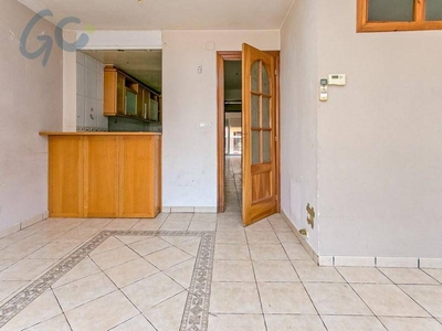 Venta Piso Calella. Piso de tres habitaciones Buen estado primera planta