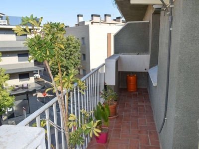 Venta Piso en Anselm Clave 54. La Garriga. Buen estado tercera planta con balcón calefacción individual