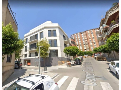 Venta Piso en Calle Daoiz i Velarde 29. Sant Feliu de Llobregat. Buen estado segunda planta con balcón