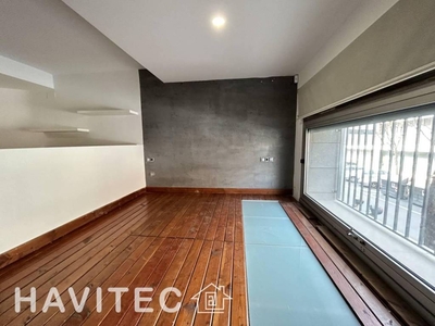 Venta Piso Rubí. Piso de tres habitaciones en Paseo pau claris. Buen estado