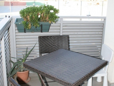 Venta Piso Sabadell. Piso de dos habitaciones Buen estado primera planta plaza de aparcamiento con balcón calefacción individual
