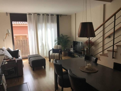 Venta Piso Sant Cugat del Vallès. Piso de una habitación en Calle salles. Buen estado primera planta con terraza