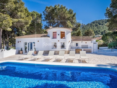 Villa en venta en Dénia