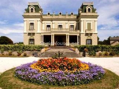 Villa en venta en El Franco