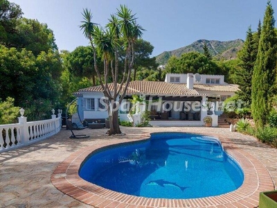 Villa en venta en Mijas