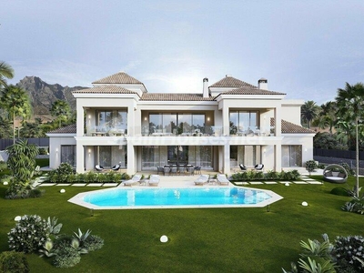 Villa en venta en Sierra Blanca, Marbella