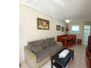 Apartamento con balcón en el centro de Torrevieja