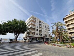 Apartamento en venta en Estepona, Málaga