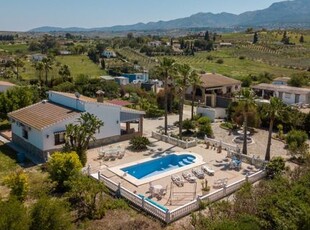 Cortijo en Alhaurin El Grande, Málaga provincia