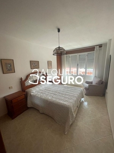 Alquiler de piso en Vallehermoso de 1 habitación con muebles y calefacción