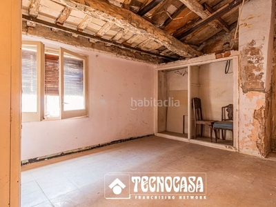 Casa adosada con 6 habitaciones con parking, piscina y aire acondicionado en Sant Cugat del Vallès