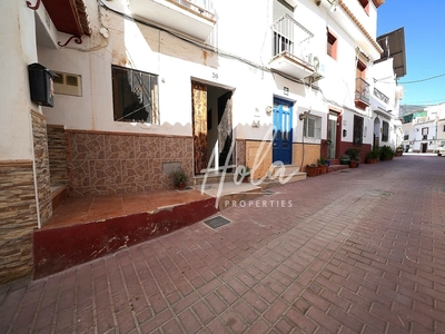 Casa en venta en Vélez de Benaudalla, Granada