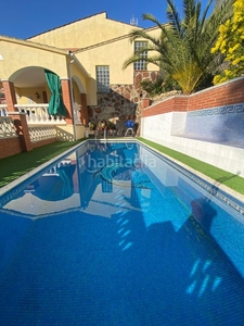 Chalet en avinguda de la sardana gran casa amplia bien ubicada, con piscina privada, gran parking y trasteros en Olivella