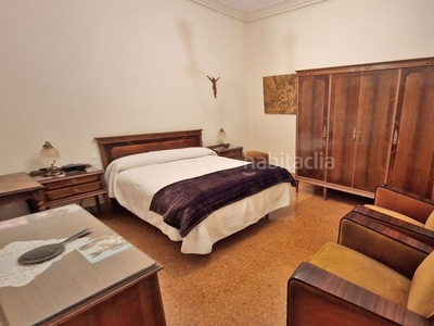 Piso en santa marta - 4 habitaciones en Centre Històric Lleida