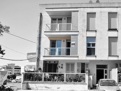 Piso en venta en Port d'Alcúdia - Platja d'Alcúdia de 2 habitaciones con terraza
