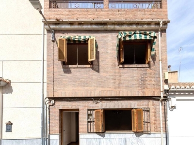 Venta Casa adosada Granada. Con terraza 165 m²