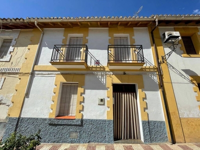 Venta Casa unifamiliar en Calle Ramon y Cajal Alhama de Granada. Buen estado con balcón 135 m²