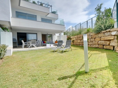 Apartamento en venta en Cabopino, Marbella, Málaga