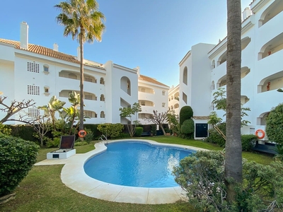 Apartamento en venta en San Pedro de Alcantara, Marbella, Málaga