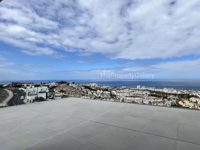 Ático en venta en San Eugenio, Adeje, Tenerife